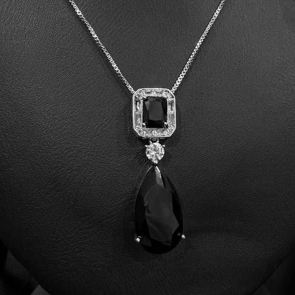 Double Drop Design With Black Stones