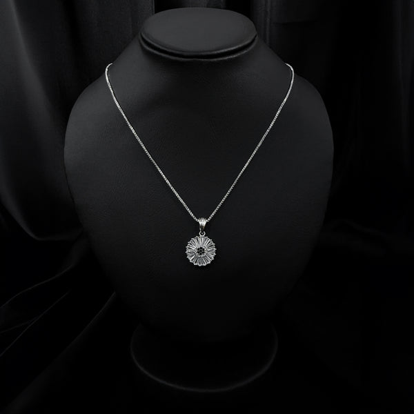 Silver Daisy Flower Necklace With Stones