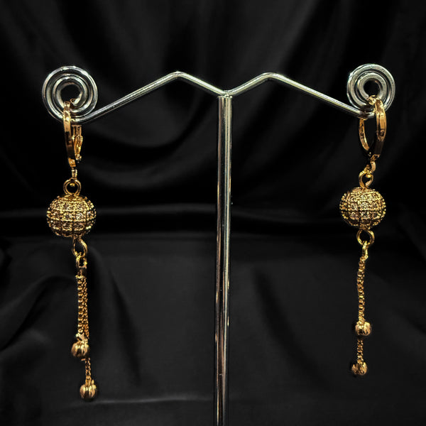 Dangling Earings With Chain Tassels