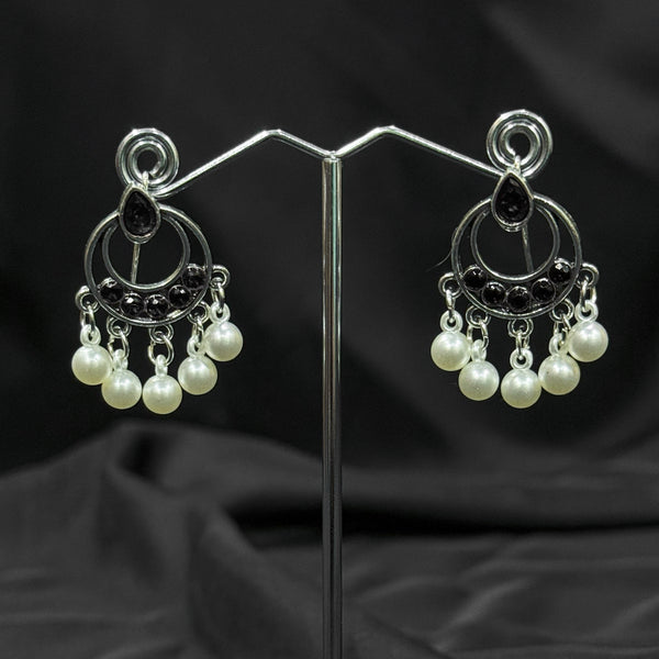 Silver plated Earrings With Black white pearls