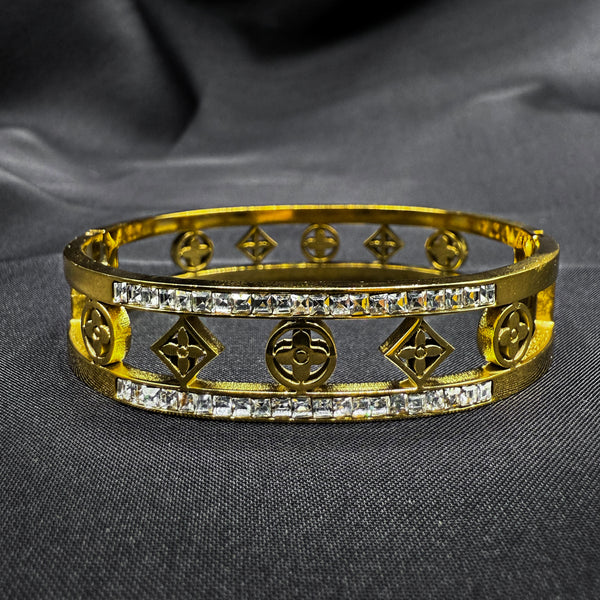 Gold plated Bangal with floral motif
