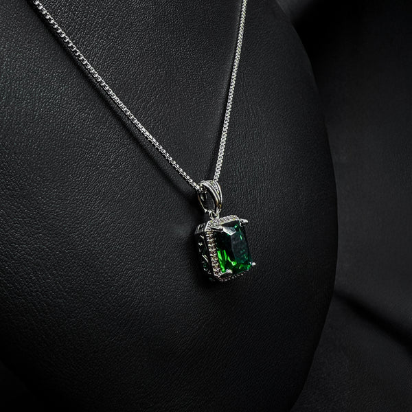 Baby Green Stone Necklace