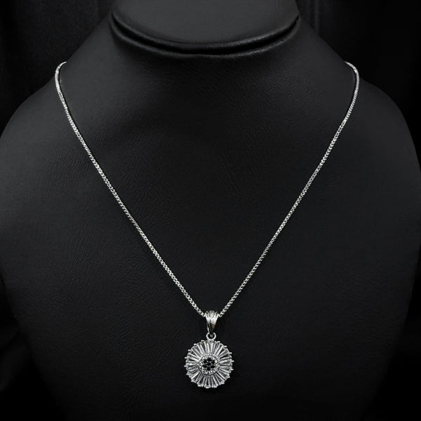 Silver Daisy Flower Necklace With Stones