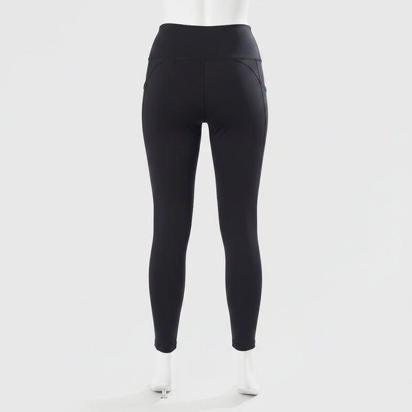 plain black Leggings.